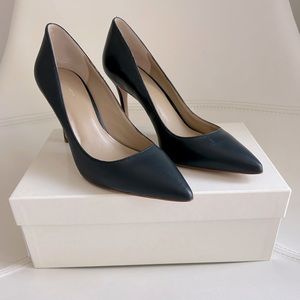 Ann Taylor Mila navy blue leather high heels size 8